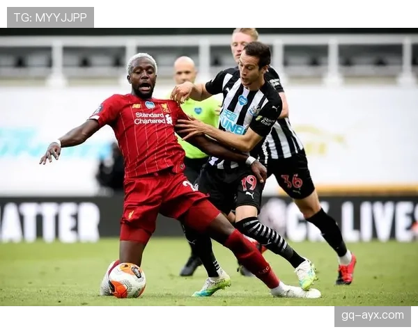 利桑德罗·马丁内斯本赛季英超表现稳健，防守数据持续提升